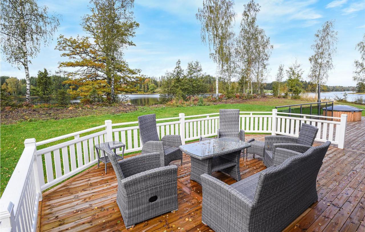 Cozy Home In Svanskog With Lake View Kültér fotó